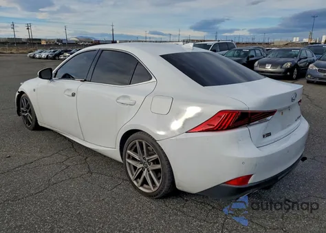 2019 Lexus Is 300 z USA, uszkodzony, nr VIN JTHC81D27K5037803